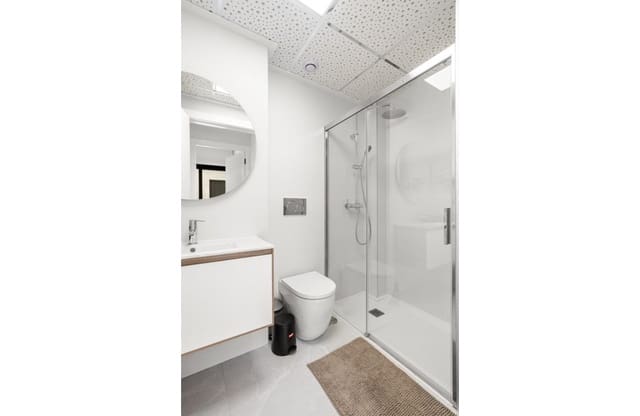 2 soverom Leilighet til salgs i Las Piscinas Naturales, Torrevieja med svømmebasseng - € 279 000 (Ref: 9041618)