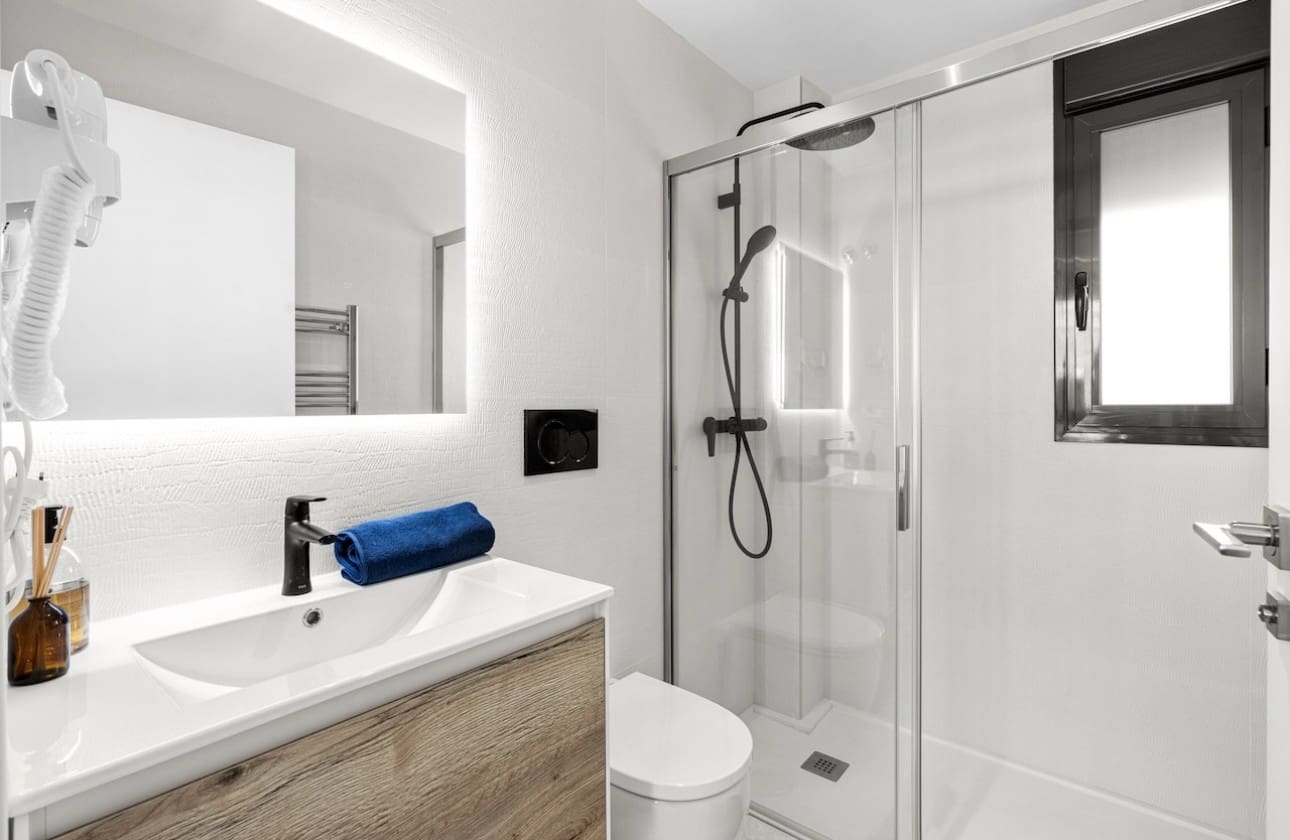 2 soverom Leilighet til salgs i Torrevieja med svømmebasseng - € 279 000 (Ref: 9041618)