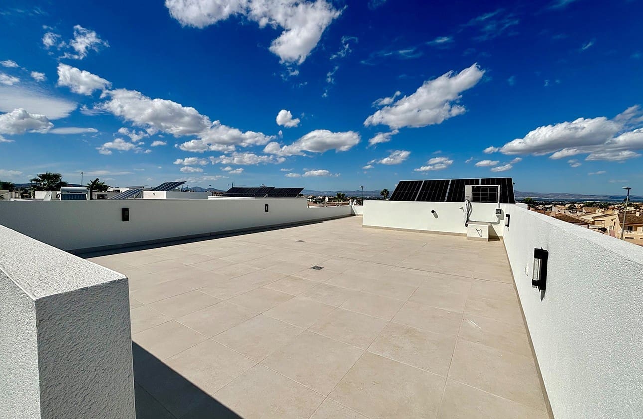 3 bedroom Villa for sale in Benijofar with pool garage - € 478,732 (Ref: 9109421)