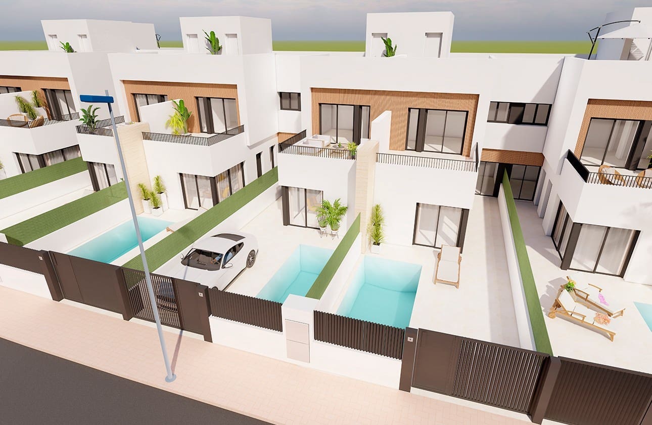 Chalet de 3 habitaciones en Los Alcázares en venta con piscina garaje - 385.000 € (Ref: 9109425)