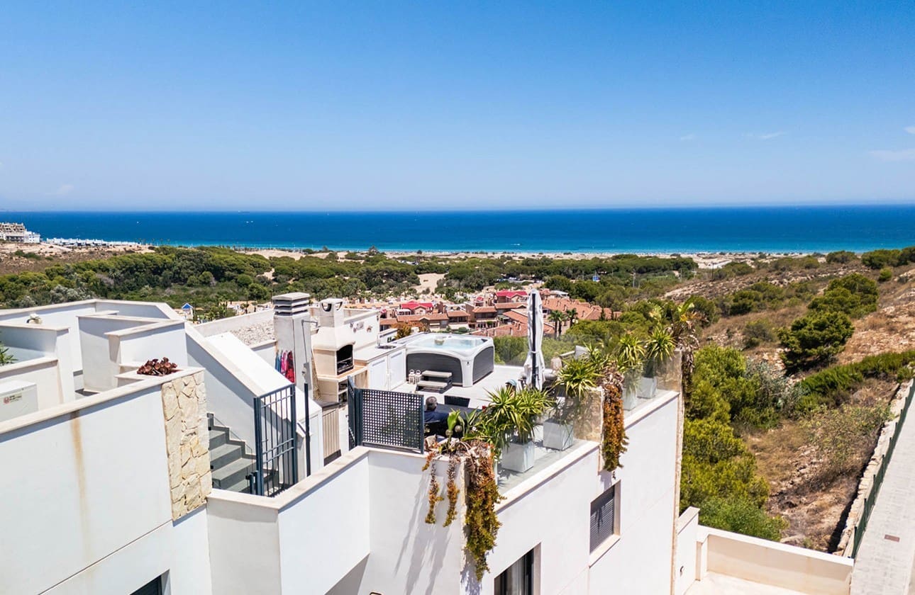 2 soveværelse Penthouse til salg i Gran Alacant med swimmingpool garage - € 419.000 (Ref: 9133146)