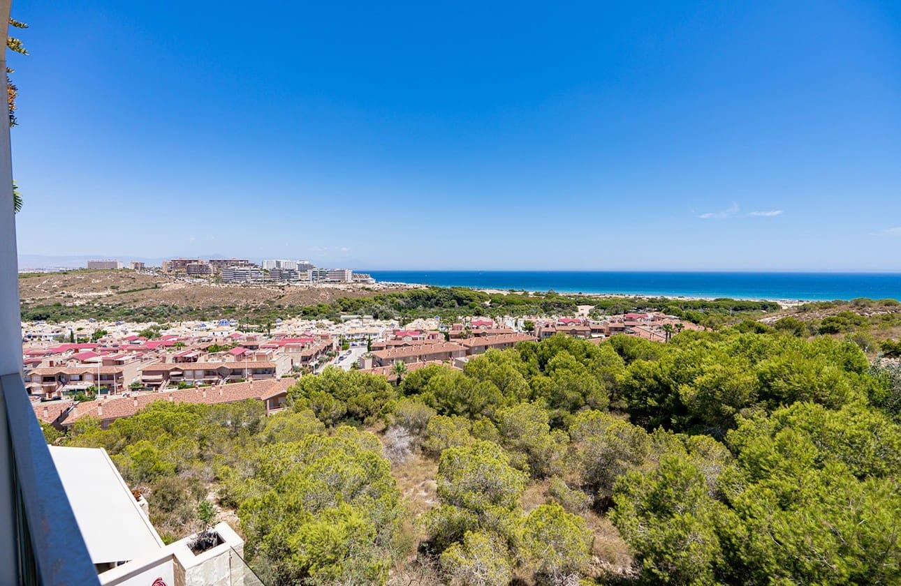 2 soveværelse Penthouse til salg i Gran Alacant med swimmingpool garage - € 419.000 (Ref: 9133146)