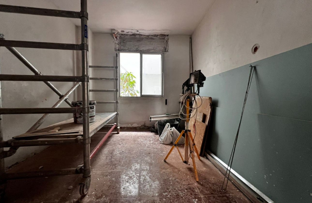 4 soverom Leilighet til salgs i Alicante by - € 399 000 (Ref: 9133776)