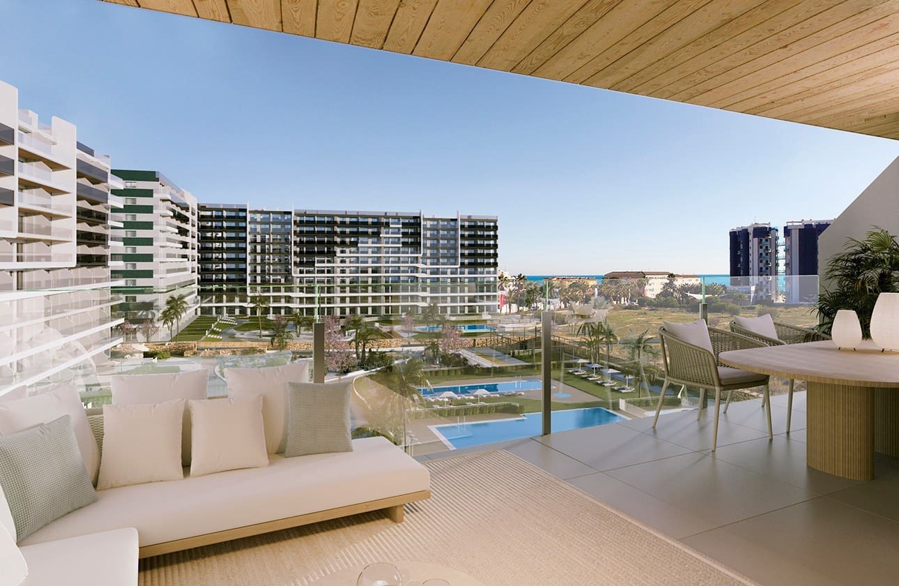 3 bedroom Apartment for sale in Punta Prima with pool garage - € 399,000 (Ref: 9135175)