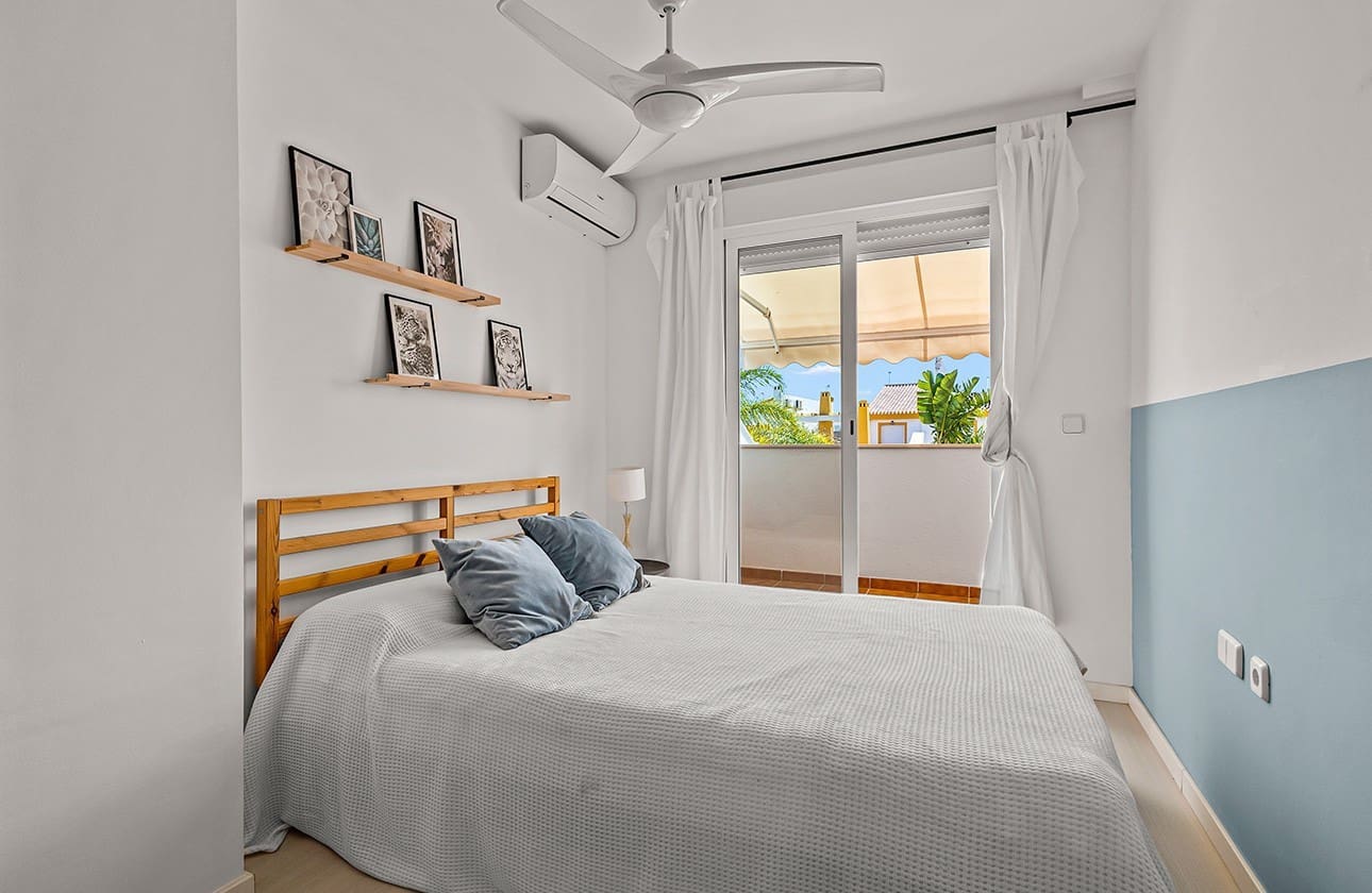 4 soverom Kjedet enebolig til salgs i Torre de la Horadada med svømmebasseng - € 382 000 (Ref: 9142240)