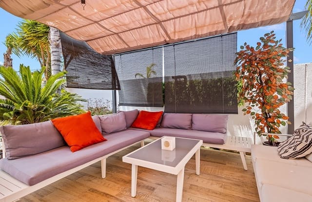 4 soverom Kjedet enebolig til salgs i Torre de la Horadada, Pilar de la Horadada med svømmebasseng - € 382 000 (Ref: 9142240)