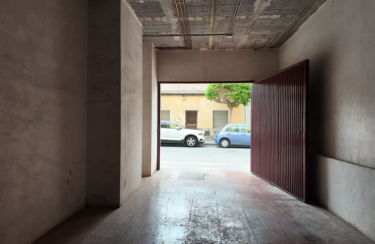 4 soveværelse Erhverv til salg i San Vicente / Sant Vicent del Raspeig med garage - € 470.000 (Ref: 9165127)