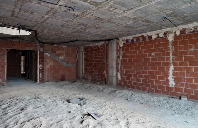 4 soverom Kommersiell til salgs i San Vicente / Sant Vicent del Raspeig med garasje - € 470 000 (Ref: 9165127)