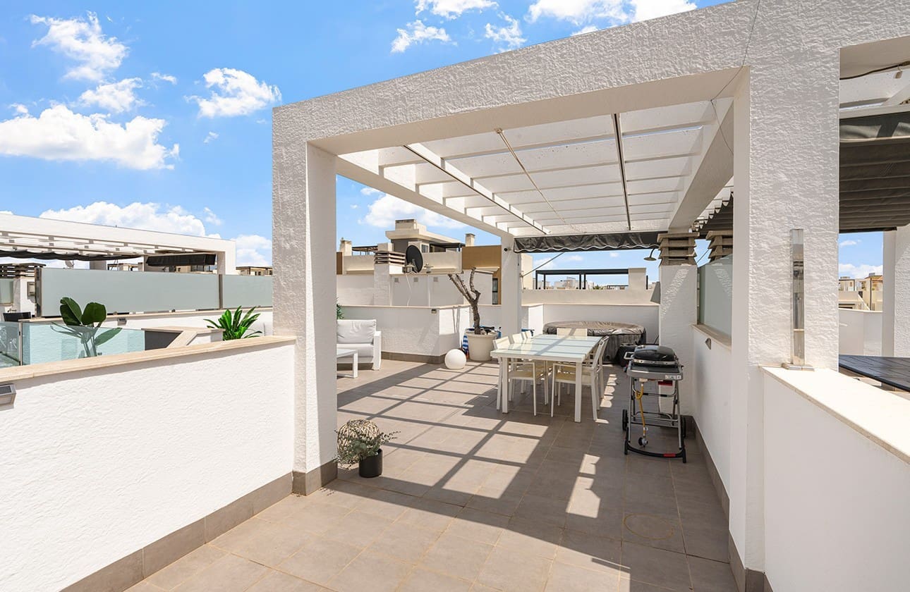 2 Zimmer Penthouse zu verkaufen in La Zenia mit Pool Garage - 319.000 € (Ref: 9170580)