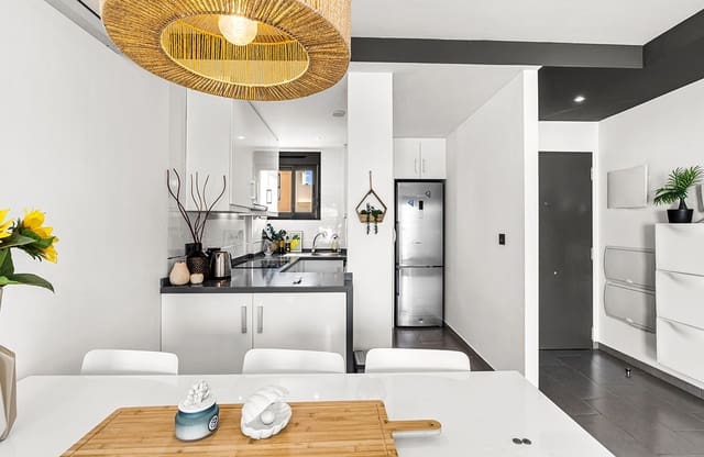 2 Zimmer Penthouse zu verkaufen in La Zenia, Orihuela mit Pool Garage - 319.000 € (Ref: 9170580)