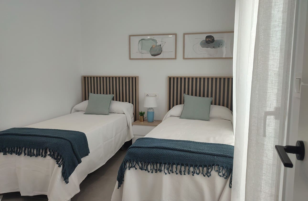 Chalet de 3 habitaciones en Balsicas en venta con piscina garaje - 325.000 € (Ref: 9199817)