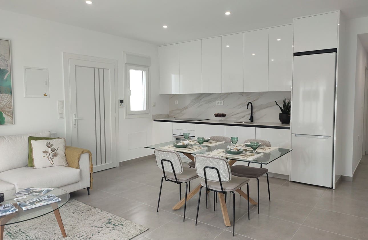 Chalet de 3 habitaciones en Balsicas en venta con piscina garaje - 325.000 € (Ref: 9199817)