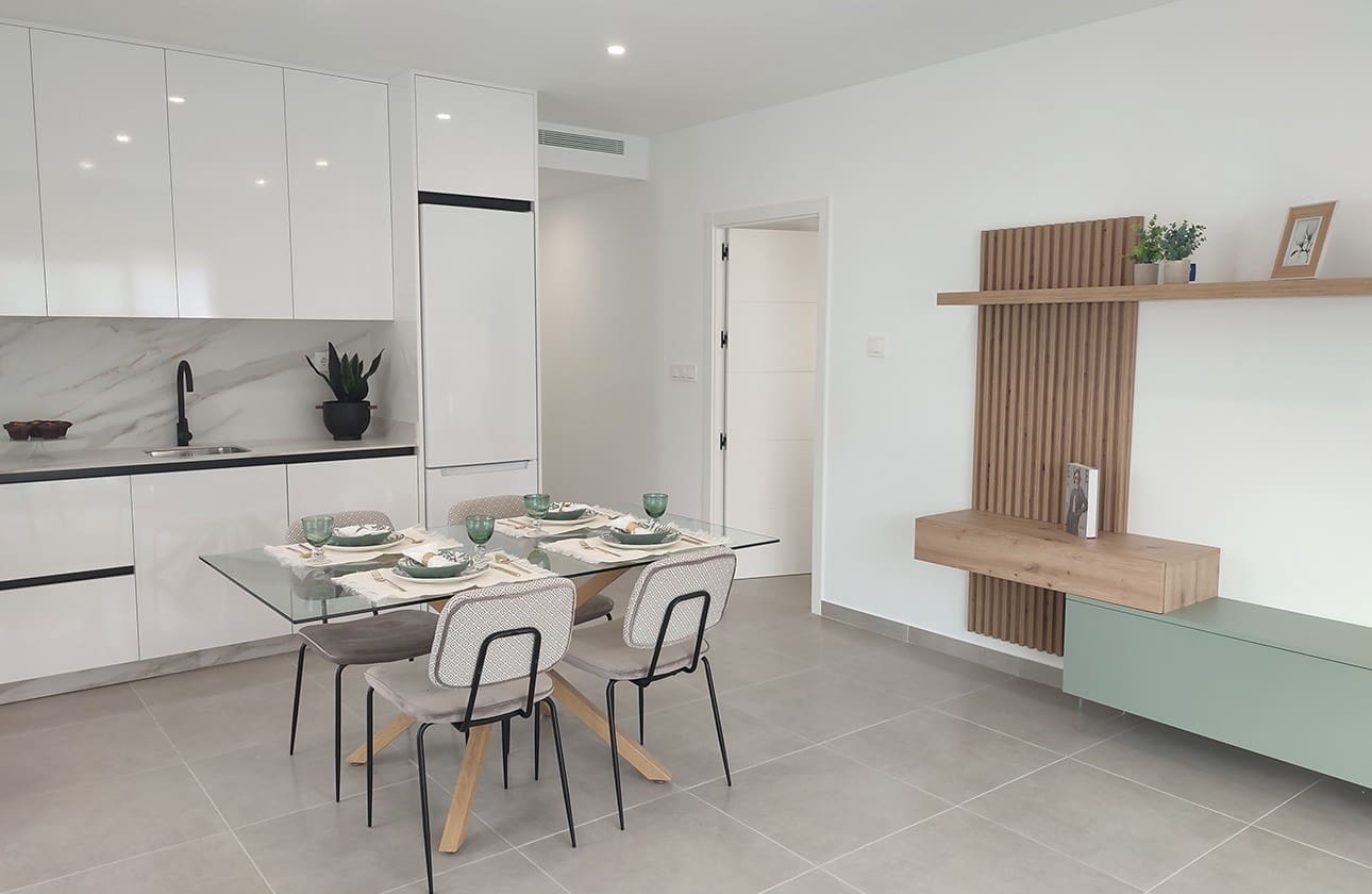 Chalet de 3 habitaciones en Balsicas en venta con piscina garaje - 325.000 € (Ref: 9199817)