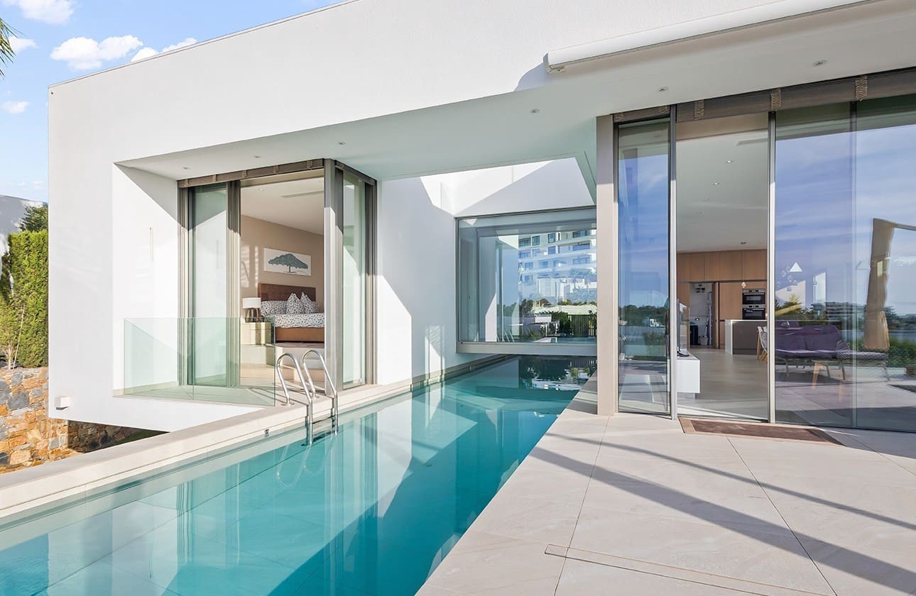 3 soverom Villa til salgs i Las Colinas Golf med svømmebasseng garasje - € 950 000 (Ref: 9245444)