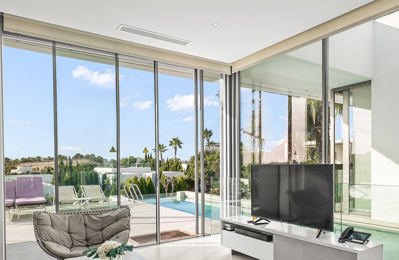 3 soverom Villa til salgs i Las Colinas Golf med svømmebasseng garasje - € 950 000 (Ref: 9245444)