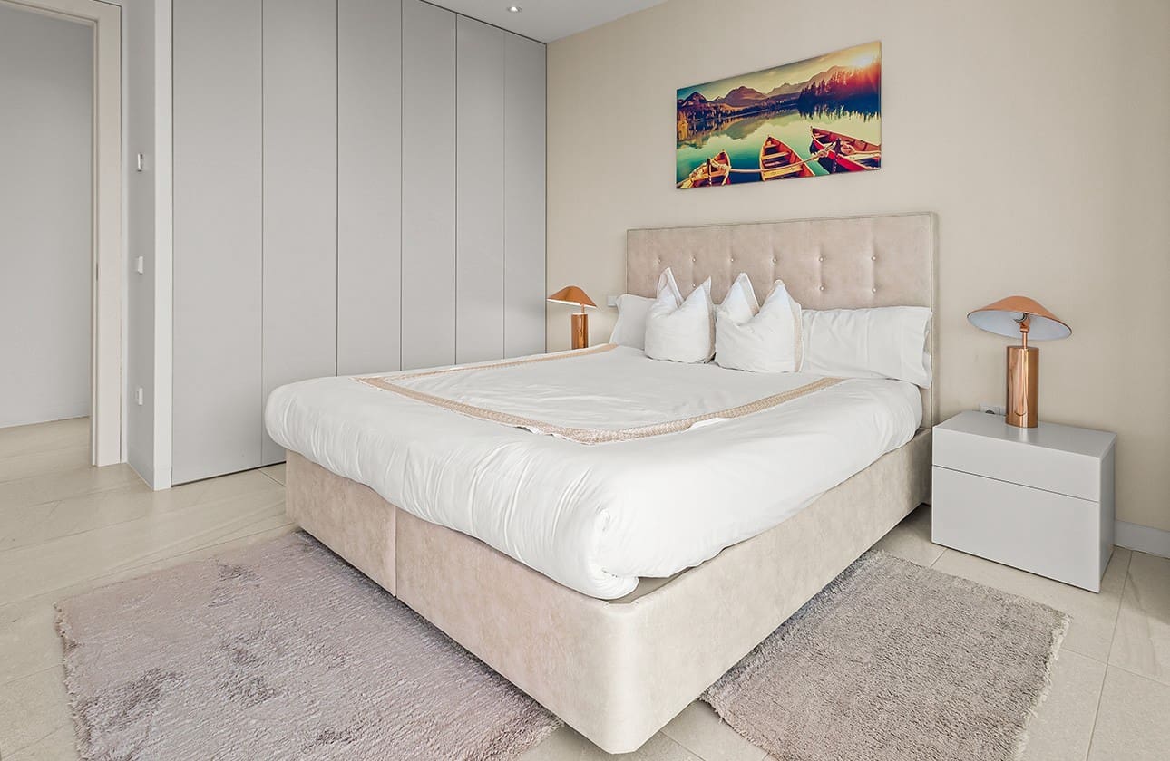 3 soverom Villa til salgs i Las Colinas Golf med svømmebasseng garasje - € 950 000 (Ref: 9245444)