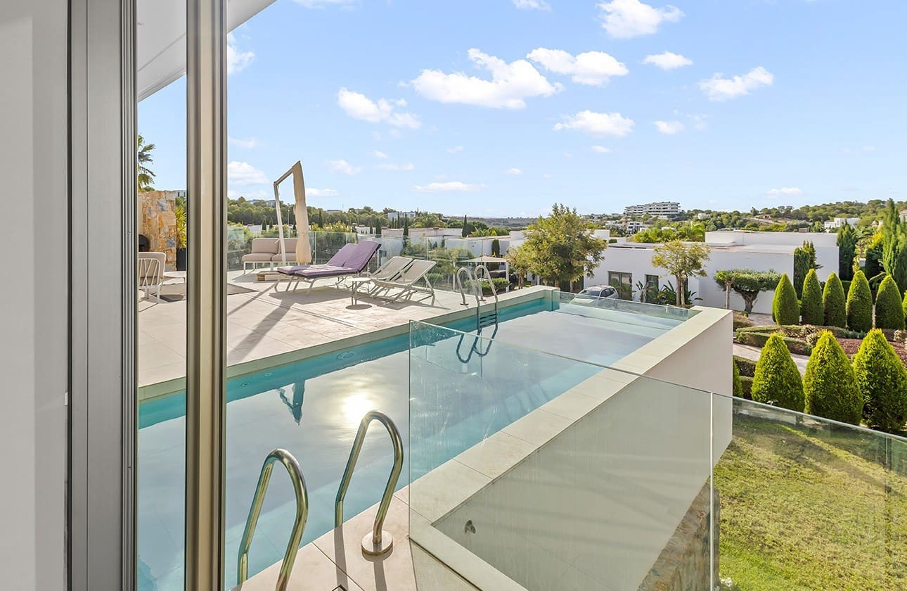 3 soverom Villa til salgs i Las Colinas Golf med svømmebasseng garasje - € 950 000 (Ref: 9245444)