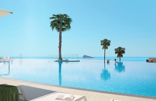 2 soverom Leilighet til salgs i Playa Poniente, Benidorm med svømmebasseng garasje - € 740 000 (Ref: 9249353)