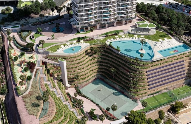 2 soverom Leilighet til salgs i Playa Poniente, Benidorm med svømmebasseng garasje - € 699 000 (Ref: 9249354)