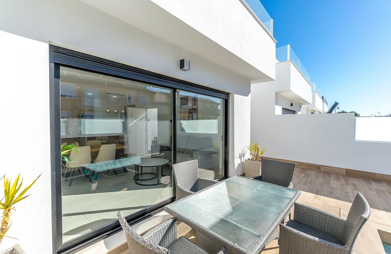 3 soverom Villa til salgs i San Pedro del Pinatar med svømmebasseng garasje - € 380 000 (Ref: 9268952)