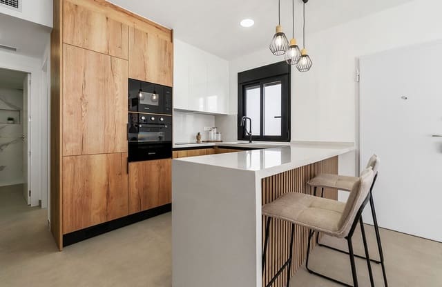 3 chambre Villa/Maison à vendre à San Pedro del Pinatar ciudad, San Pedro del Pinatar avec piscine garage - 380 000 € (Ref: 9268952)