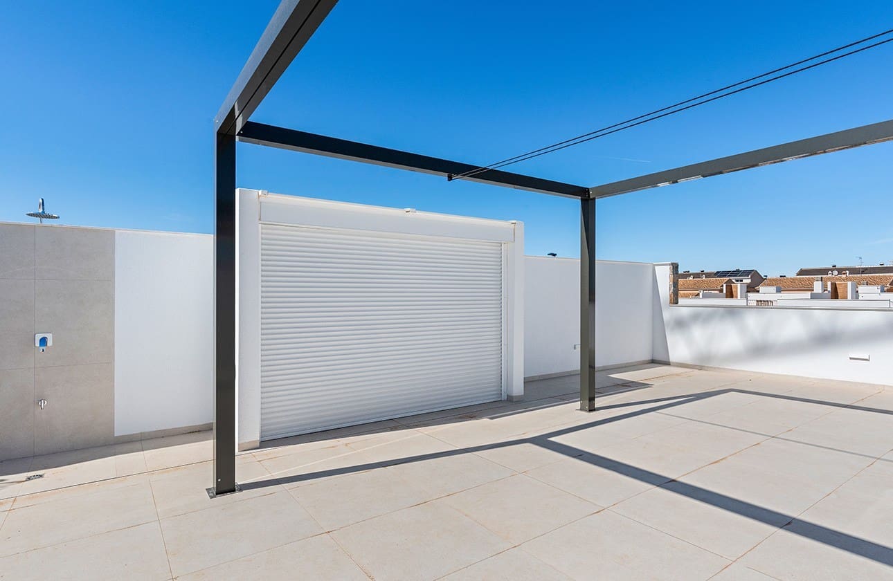 3 bedroom Penthouse for sale in Pilar de la Horadada with pool - € 379,900 (Ref: 9307157)