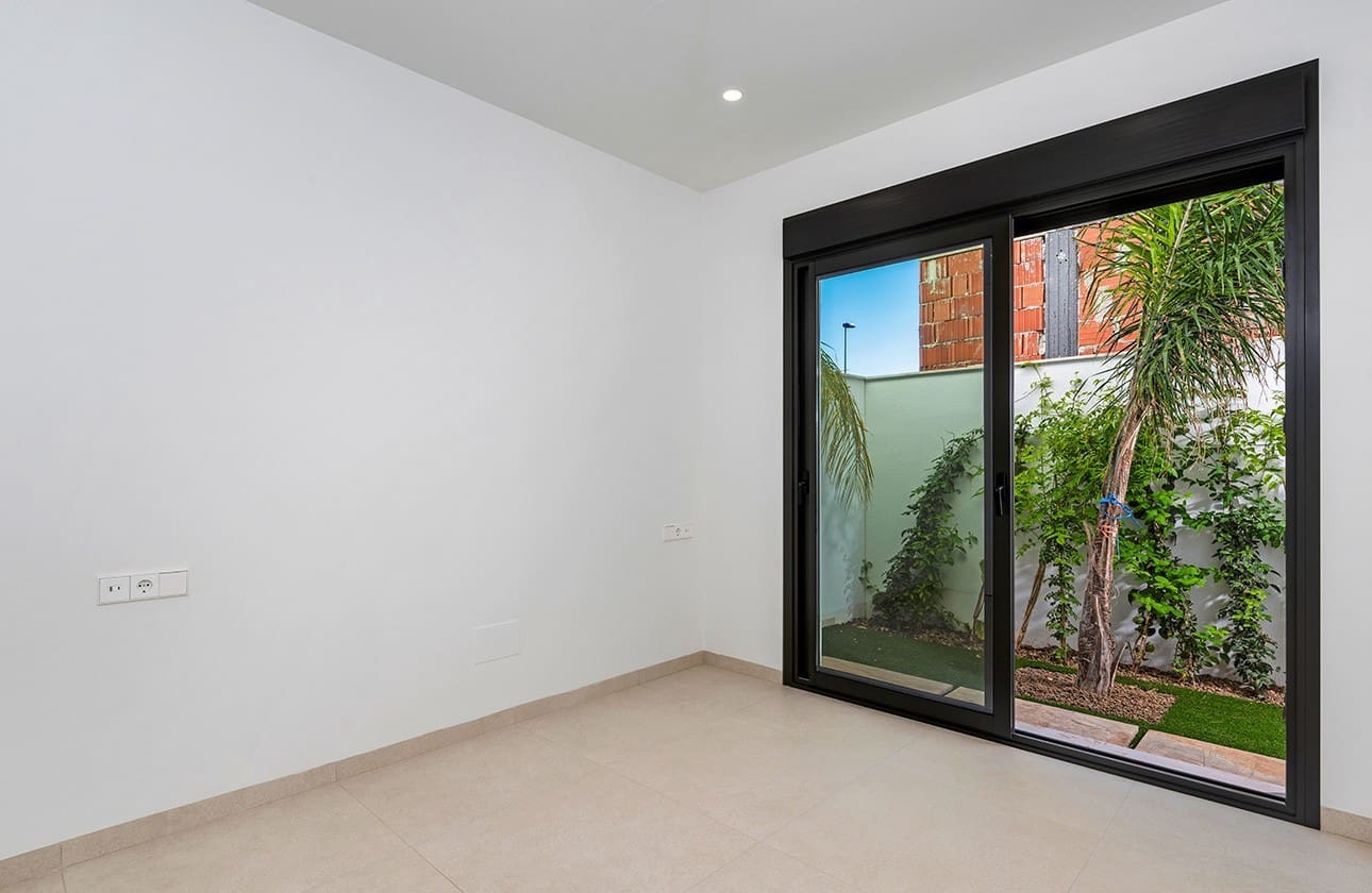 3 soverom Leilighet til salgs i Pilar de la Horadada med svømmebasseng - € 359 900 (Ref: 9307159)