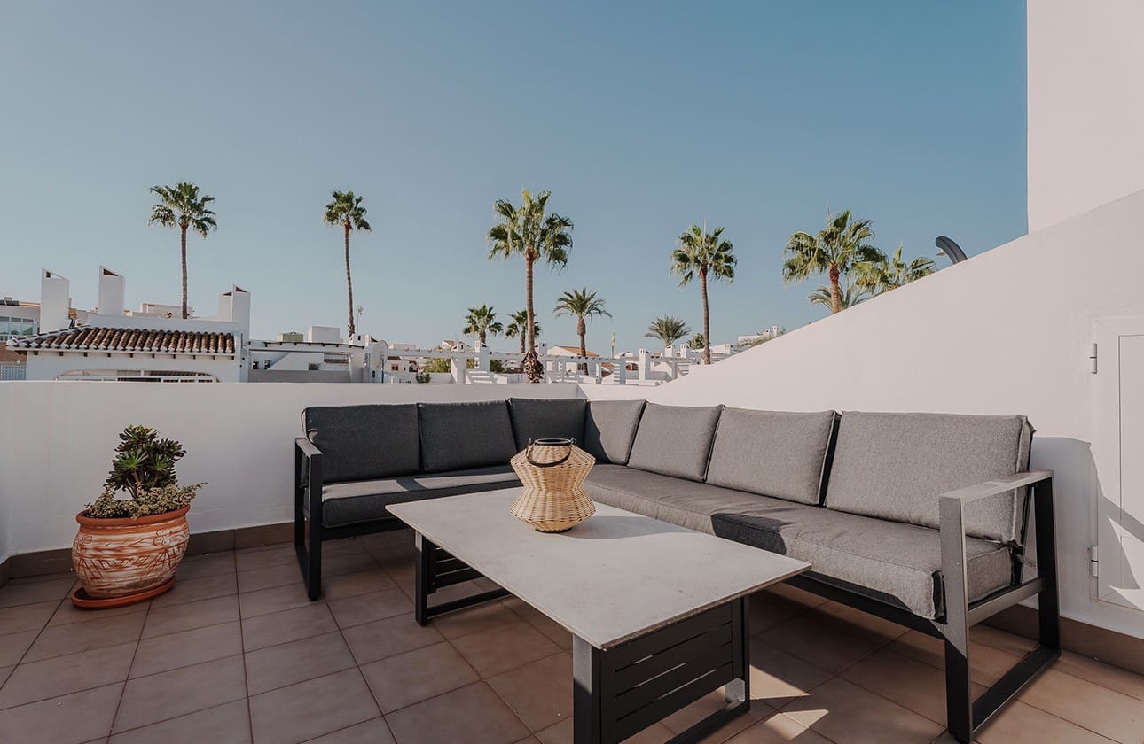 3 soveværelse Lejlighed til salg i Villamartin med swimmingpool - € 319.000 (Ref: 9309388)