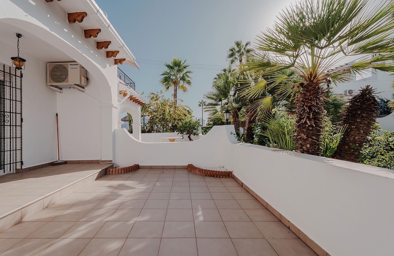 3 soveværelse Lejlighed til salg i Villamartin med swimmingpool - € 319.000 (Ref: 9309388)