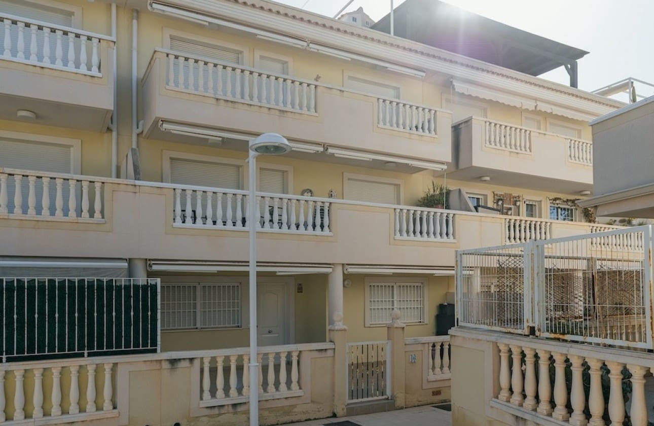 3 bedroom Apartment for sale in Gran Alacant with pool garage - € 249,000 (Ref: 9331341)