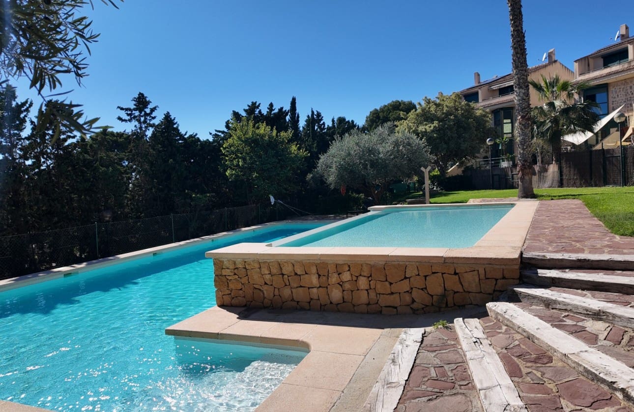 3 Zimmer Bungalow zu verkaufen in San Juan de Alicante / Sant Joan d'Alacant mit Pool Garage - 463.500 € (Ref: 9354543)