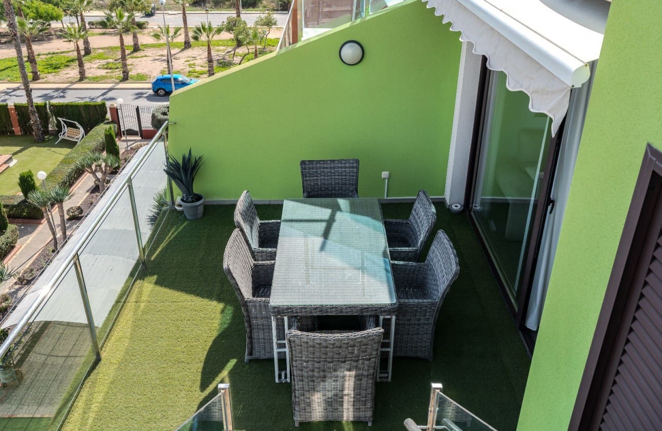 3 soverom Penthouse til salgs i Orihuela Costa med svømmebasseng garasje - € 359 000 (Ref: 9357791)