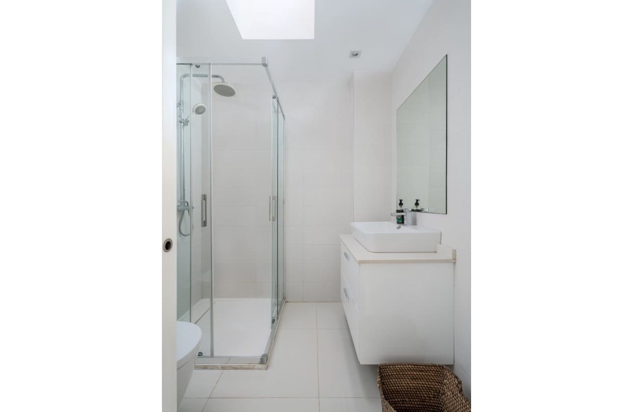 2 soverom Penthouse til salgs i Orihuela Costa med svømmebasseng garasje - € 289 000 (Ref: 9357946)