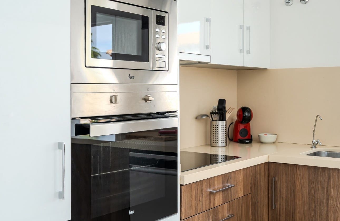 2 soverom Penthouse til salgs i Orihuela Costa med svømmebasseng garasje - € 289 000 (Ref: 9357946)