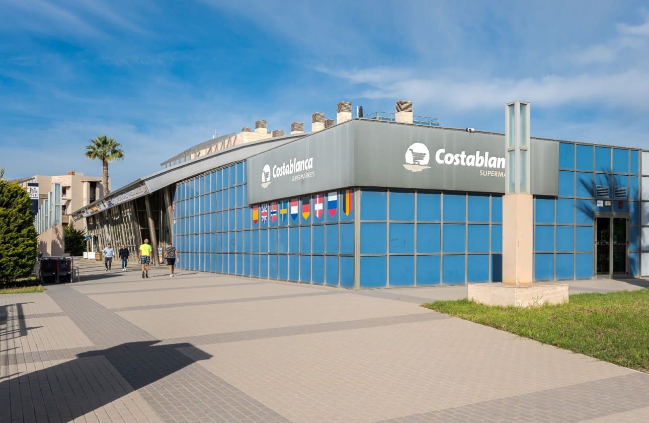 2 soverom Penthouse til salgs i Orihuela Costa med svømmebasseng garasje - € 289 000 (Ref: 9357946)