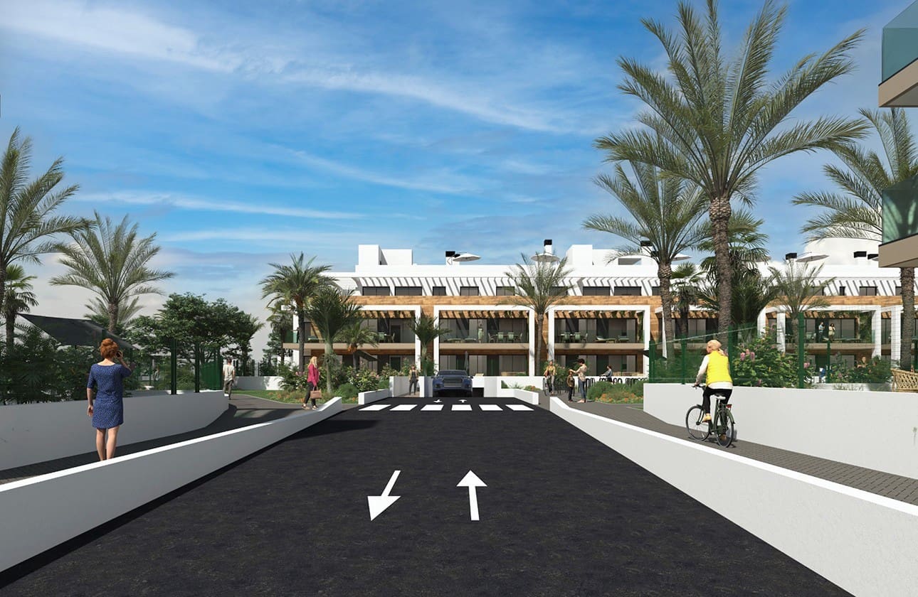 2 makuuhuone Huoneisto myytävänä paikassa Los Alcazares mukana uima-altaan 
autotalli - 275 000 € (Ref: 9363049)