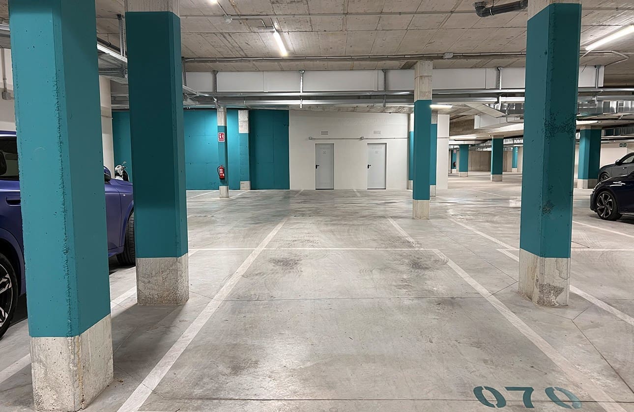 2 soverom Leilighet til leie i Playa de San Juan med svømmebasseng garasje - € 1 600 (Ref: 9384872)