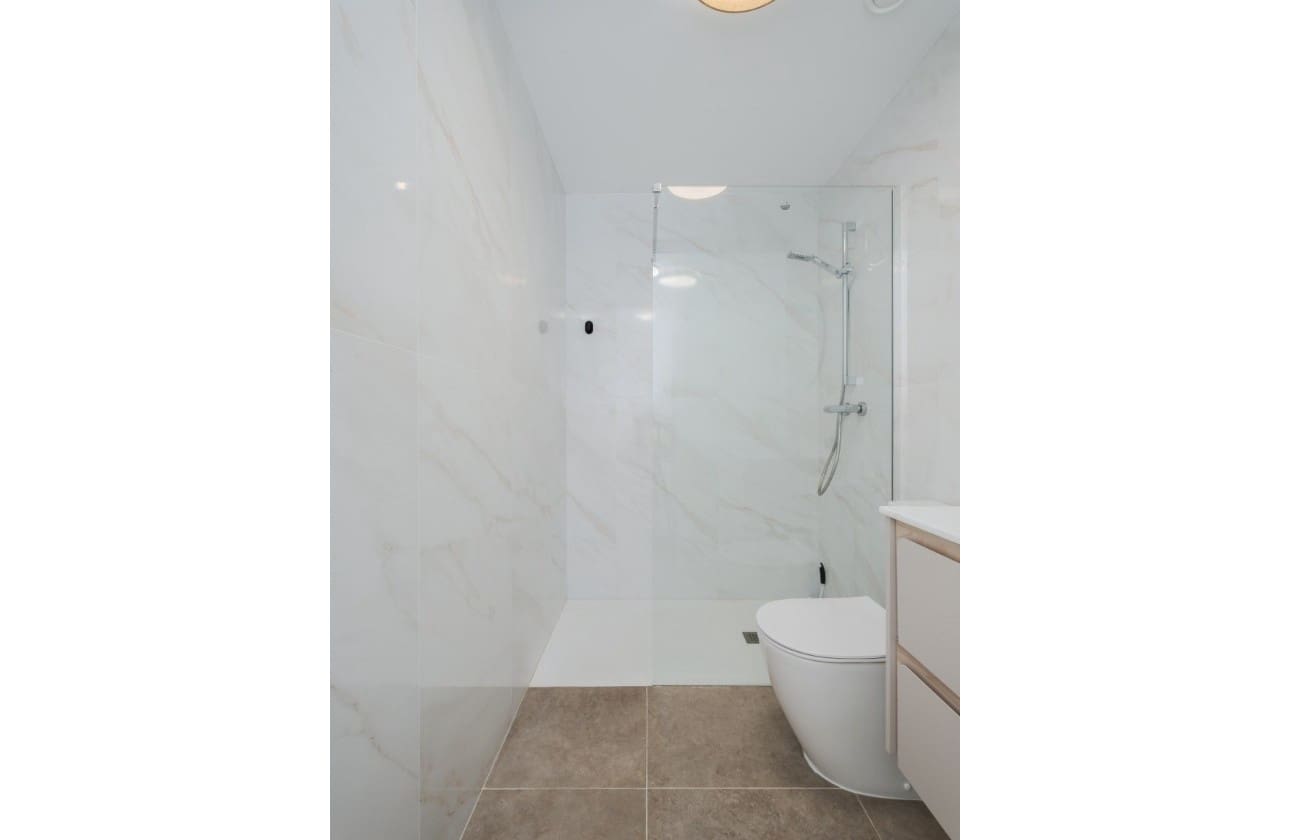 2 sovrum Lägenhet till salu i Playa Flamenca med pool garage - 380 000 € (Ref: 9394449)