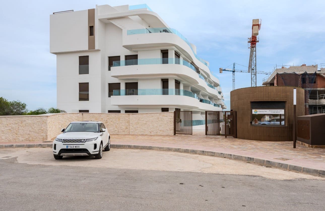 2 sovrum Lägenhet till salu i Playa Flamenca med pool garage - 380 000 € (Ref: 9394449)