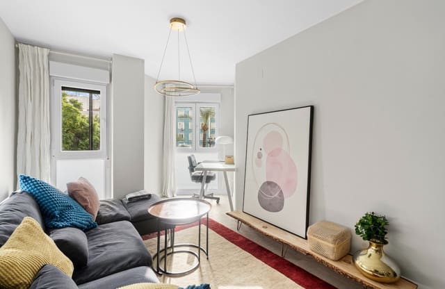 3 quarto Apartamento para venda em Mercado, Alicante cidade - 370 000 € (Ref: 9415291)