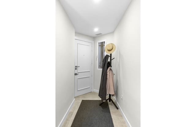 3 quarto Apartamento para venda em Mercado, Alicante cidade - 370 000 € (Ref: 9415291)