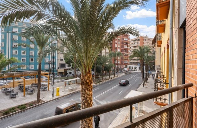 3 quarto Apartamento para venda em Mercado, Alicante cidade - 370 000 € (Ref: 9415291)