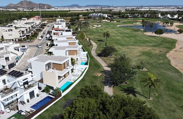 3 soverom Villa til salgs i Roda, San Javier med svømmebasseng garasje - € 799 000 (Ref: 9428811)