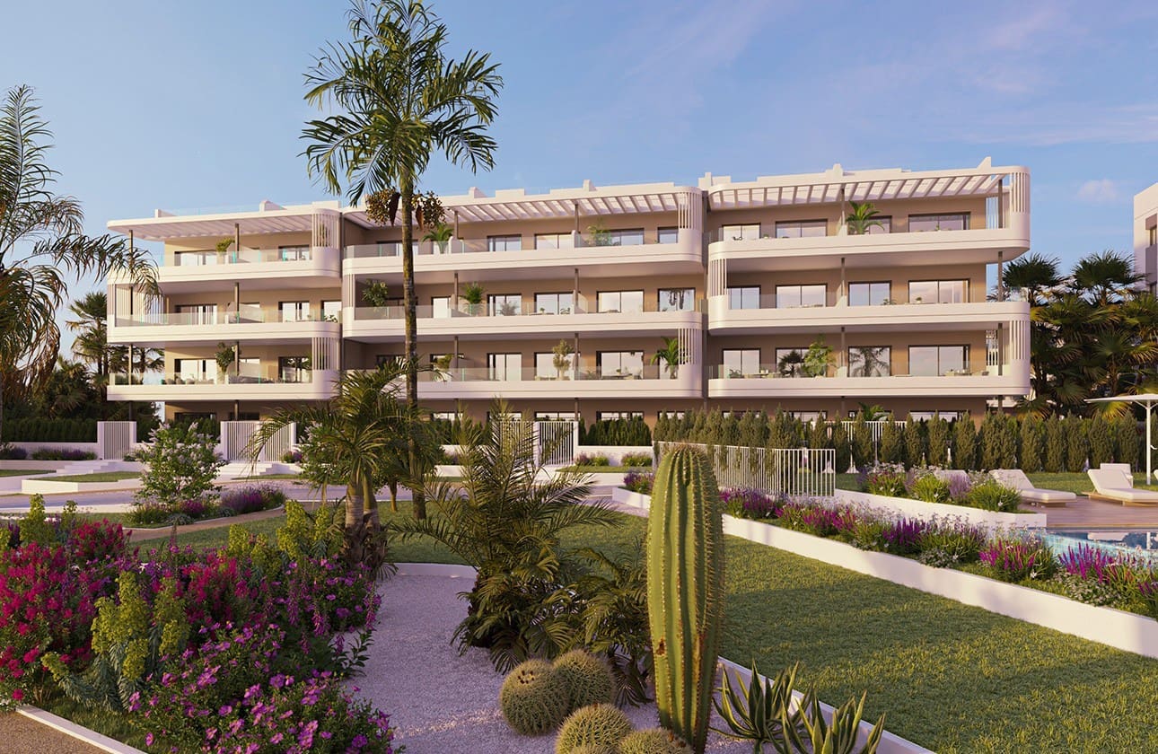 3 soverom Penthouse til salgs i Torrevieja med svømmebasseng garasje - € 395 000 (Ref: 9442842)