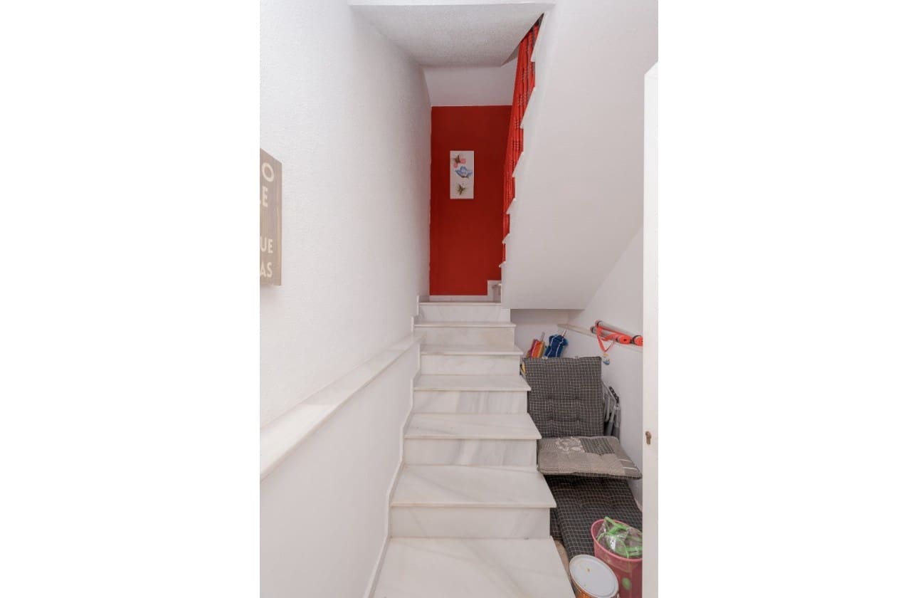 2 bedroom Apartment for sale in Gran Alacant with pool garage - € 184,800 (Ref: 9462846)