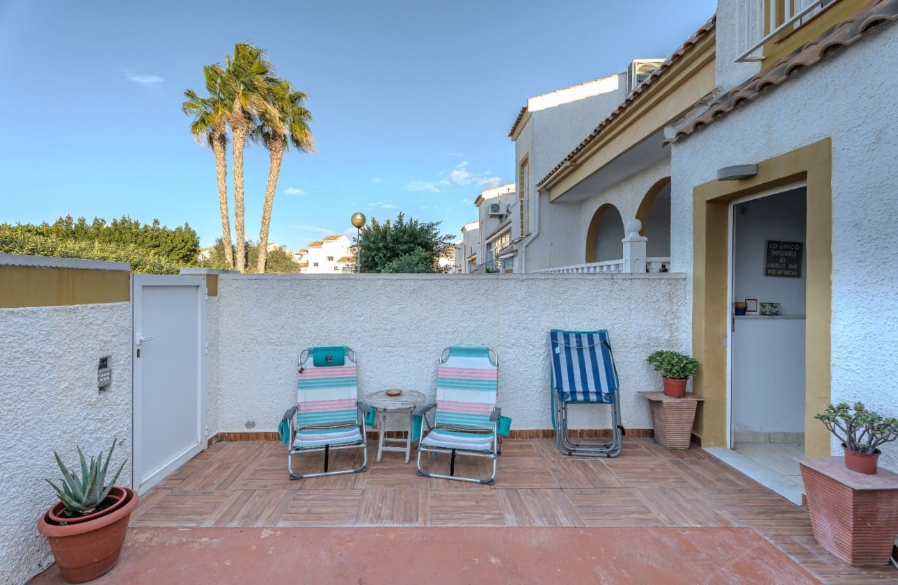 2 bedroom Apartment for sale in Gran Alacant with pool garage - € 184,800 (Ref: 9462846)