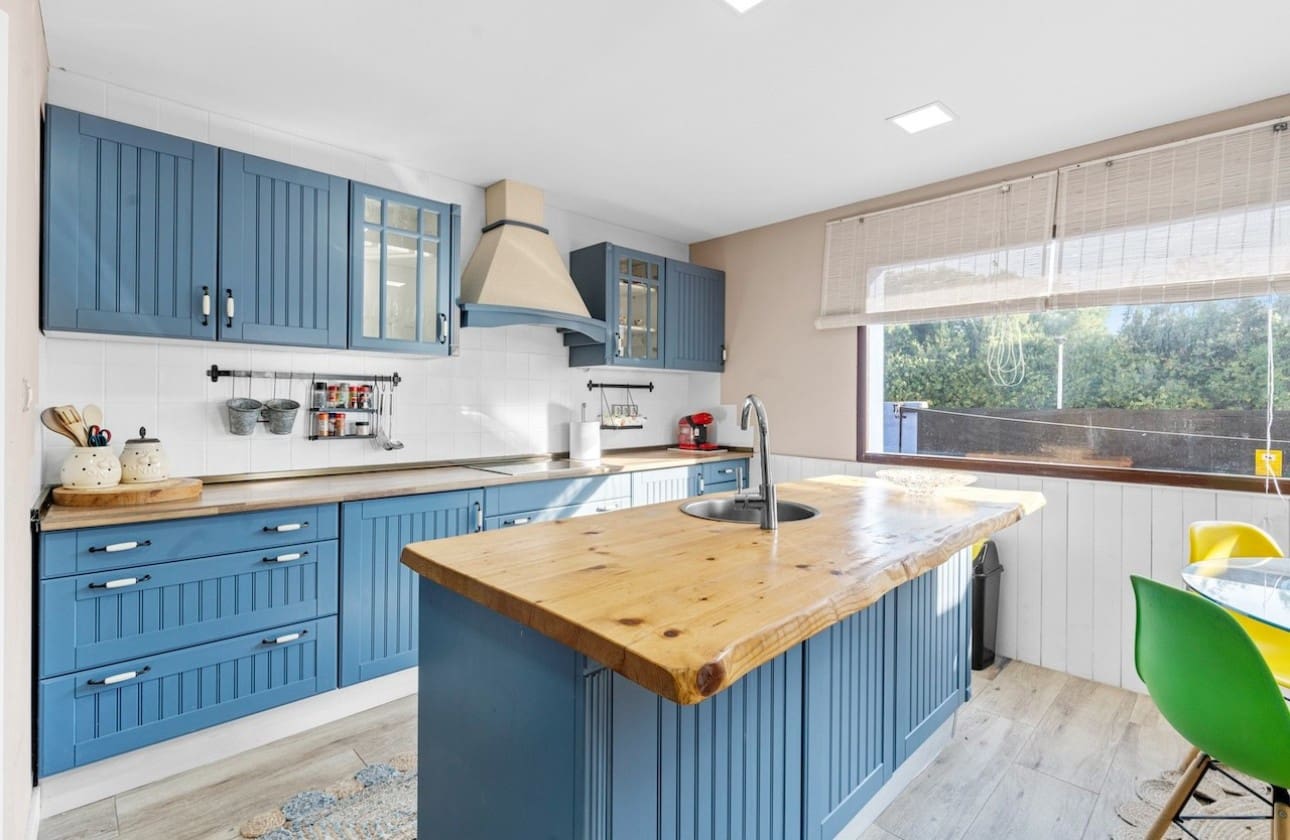 4 bedroom Villa for sale in Santa Pola with pool garage - € 799,000 (Ref: 9464917)