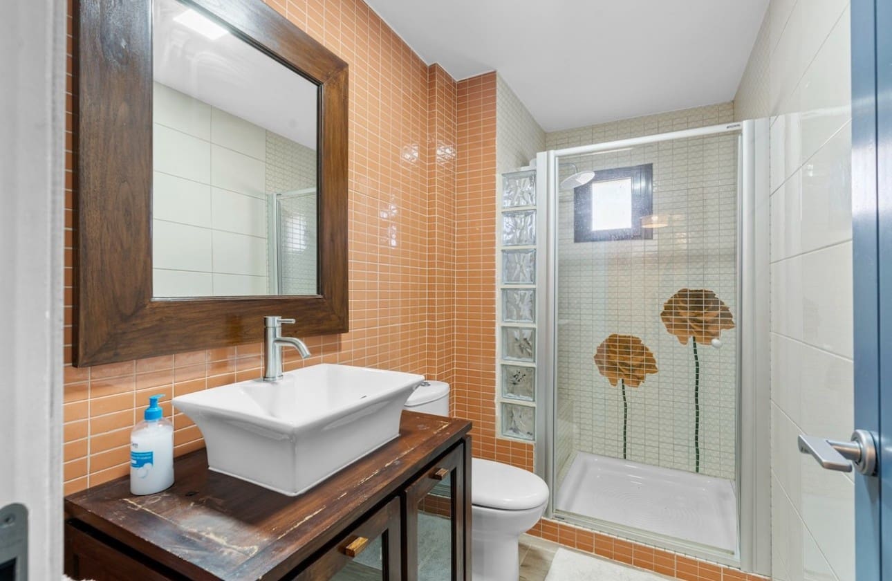 4 bedroom Villa for sale in Santa Pola with pool garage - € 799,000 (Ref: 9464917)