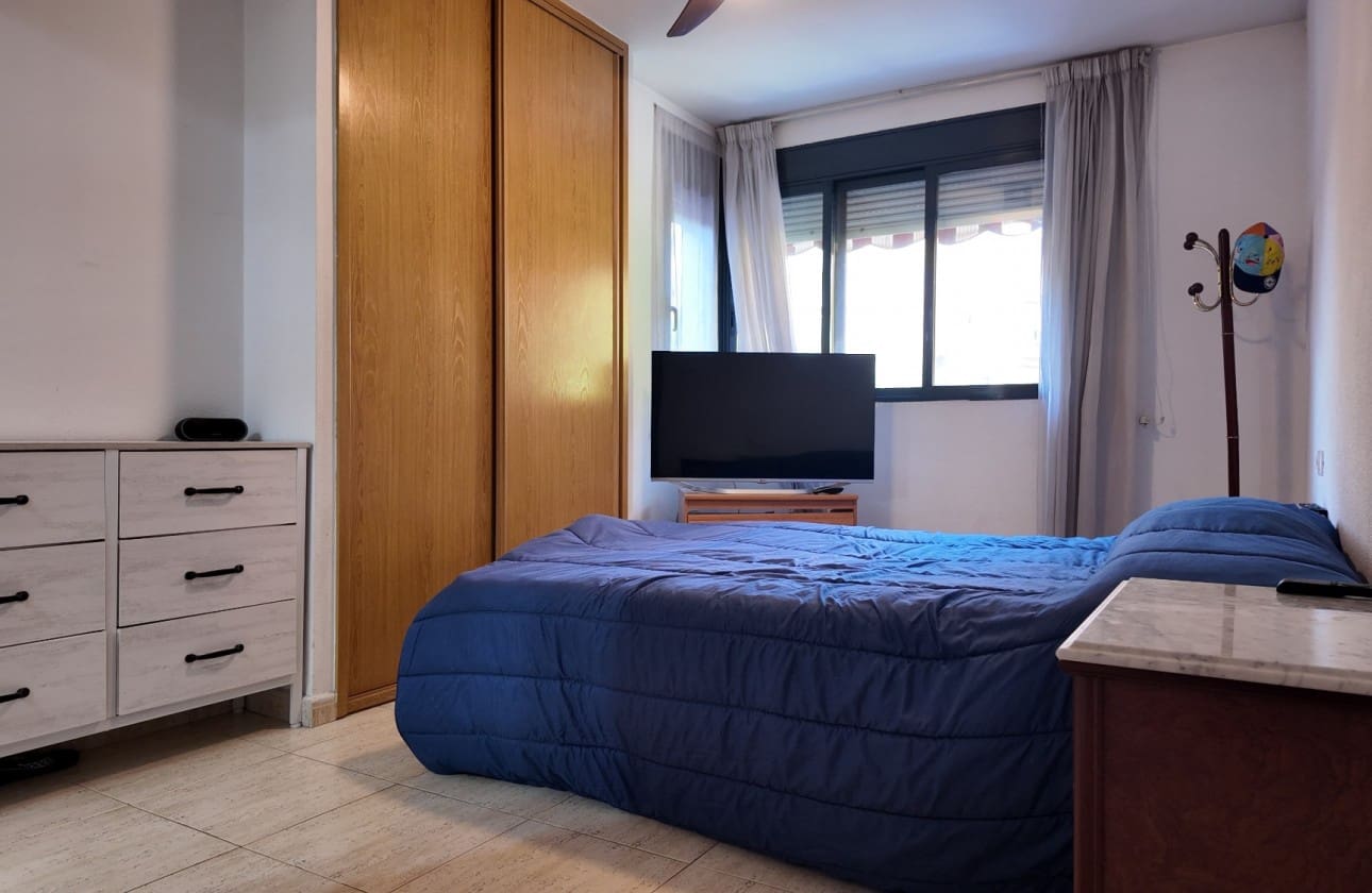3 quarto Apartamento para venda em Alicante cidade com garagem - 249 000 € (Ref: 9473318)