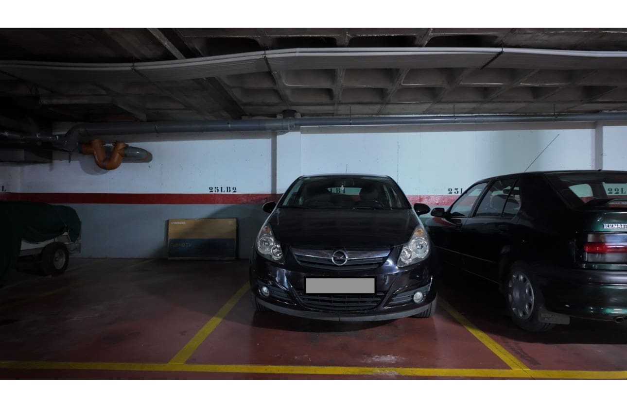 3 quarto Apartamento para venda em Alicante cidade com garagem - 249 000 € (Ref: 9473318)